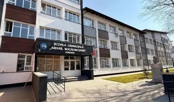 Concursul „Mirajul Primăverii” (Ediția a XI-a), o călătorie artistică de neuitat!